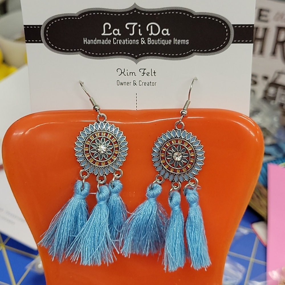 Silver Tone 2 Earrings Bohemian Tassel Fringe 12$